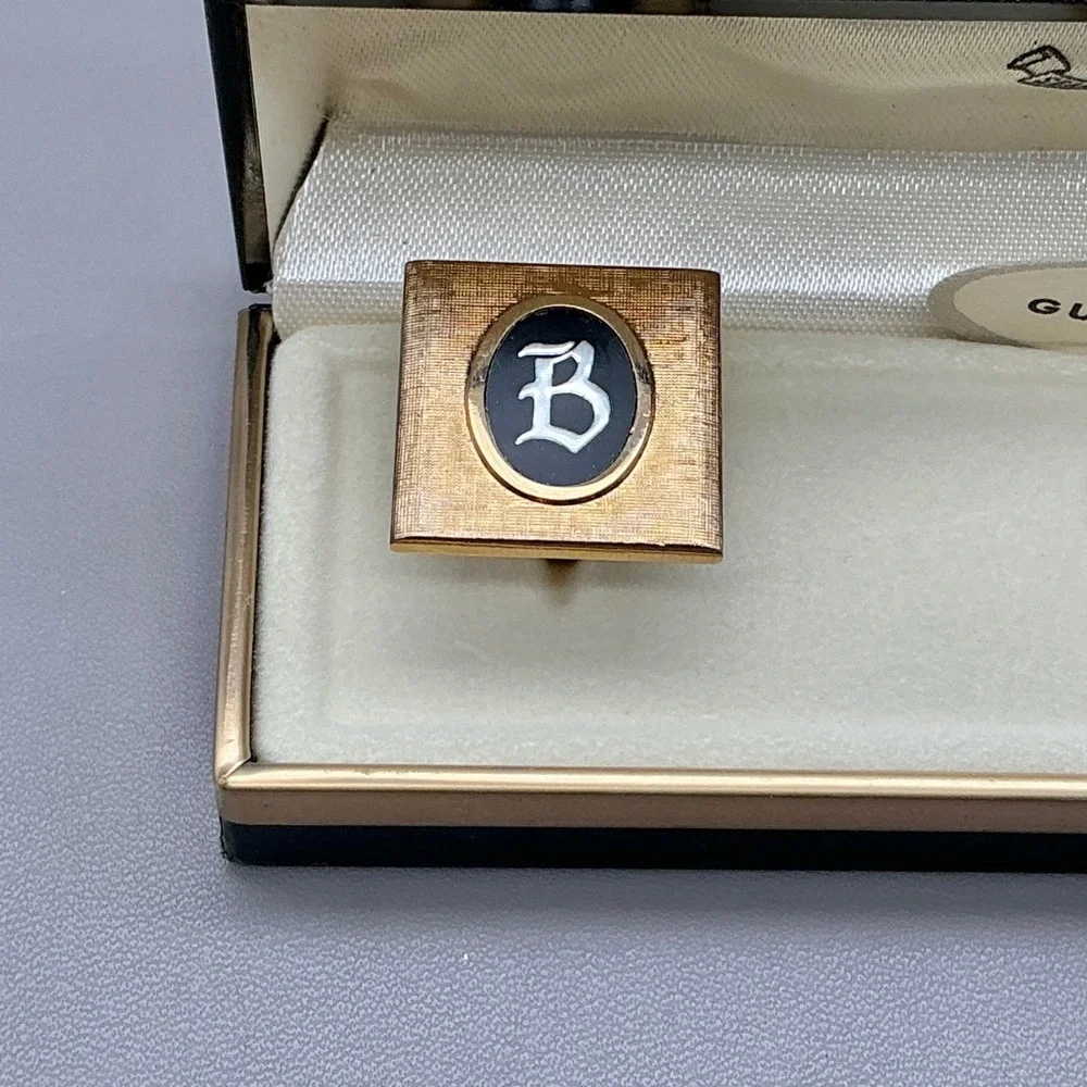 Swank Cufflinks Mens Gold Tone Initial B Monogram Square Vintage Set 0.75 In